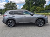 Used 2024 Nissan Rogue SV w/ SV Premium Package image 3