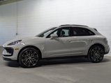 Used 2025 Porsche Macan image 2