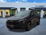 Used 2024 Chevrolet Trax RS w/ Driver Confidence Package image 3