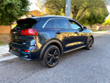 Used 2022 Kia Niro EX image 5