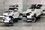 Used 2020 Ford Escape Titanium image 2