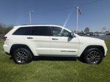 Used 2018 Jeep Grand Cherokee Limited image 2
