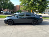 Used 2016 Toyota Camry LE image 3