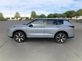Used 2025 Mitsubishi Outlander AWD image 3