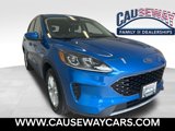 Used 2020 Ford Escape SE image 1