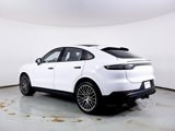 Used 2023 Porsche Cayenne Platinum Edition image 3