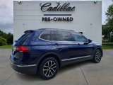 Used 2021 Volkswagen Tiguan SE R-Line image 3