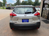 Used 2020 Nissan Kicks SV image 5