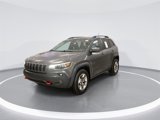 Used 2019 Jeep Cherokee Trailhawk image 3