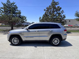 Used 2020 Jeep Grand Cherokee Laredo image 3