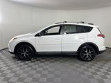 Used 2016 Toyota RAV4 SE image 2