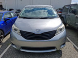 Used 2011 Toyota Sienna image 2