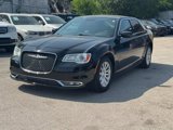 Used 2014 Chrysler 300 image 4