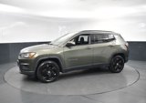 Used 2021 Jeep Compass Latitude w/ Driver Assistance Group image 2