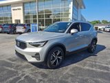 Certified 2025 Volvo XC40 B5 Core image 3