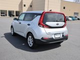 Used 2021 Kia Soul LX image 2