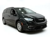 Used 2022 Chrysler Pacifica Touring-L image 4