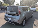 Used 2023 Kia Soul LX w/ LX Technology Package image 5