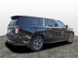 Used 2021 Chevrolet Suburban LT image 3