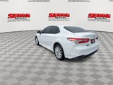 Certified 2018 Toyota Camry LE w/ Convenience Package image 3