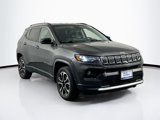 Used 2022 Jeep Compass Limited image 3