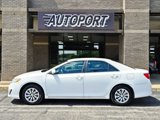 Used 2014 Toyota Camry LE image 5