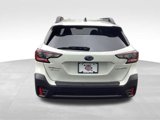 Used 2022 Subaru Outback Premium image 6