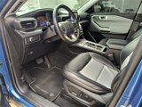 Used 2022 Ford Explorer XLT w/ Equipment Group 202A image 2