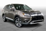 Used 2019 Mitsubishi Outlander SE image 2