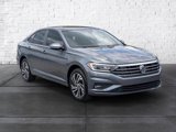 Used 2020 Volkswagen Jetta SEL Premium image 2