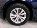Used 2017 Honda Odyssey SE image 2