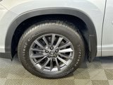 Used 2017 Toyota Highlander XLE image 5