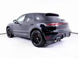 Certified 2022 Porsche Macan S image 3