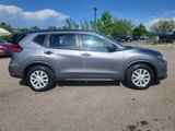 Used 2017 Nissan Rogue S image 2