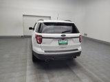 Used 2018 Ford Explorer XLT w/ Equipment Group 202A image 6