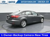 Used 2018 Ford Focus SE image 2