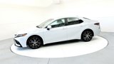 Used 2022 Toyota Camry SE image 3