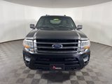 Used 2017 Ford Expedition XLT image 2
