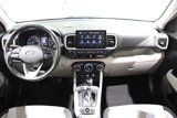 Used 2021 Hyundai Venue SEL w/ Premium Package image 2