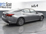 Used 2023 Nissan Altima 2.5 SV image 5