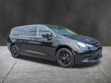 Used 2023 Chrysler Voyager LX image 2