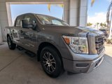 Used 2023 Nissan Titan SV w/ SV Convenience Package image 3