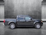 Used 2019 Nissan Frontier SV image 3
