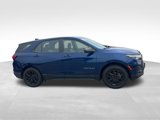 Used 2022 Chevrolet Equinox LS image 2