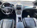 Used 2017 Lincoln MKZ Premiere image 4