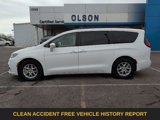 Used 2022 Chrysler Pacifica Touring-L image 3