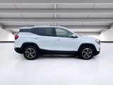 Used 2021 GMC Terrain SLT image 4
