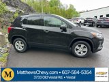 Used 2019 Chevrolet Trax LT w/ LT Convenience Package image 4