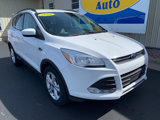 Used 2016 Ford Escape SE w/ Equipment Group 201A image 2