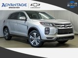 Used 2023 Mitsubishi Outlander Sport SE image 2